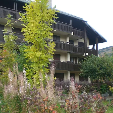 Confortable Pour 2-4 Pers, Tv, Wifi, Parking, - Fr-1-263-641 * Valloire
